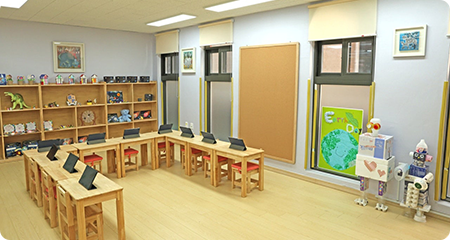 Science Lab Picture 01